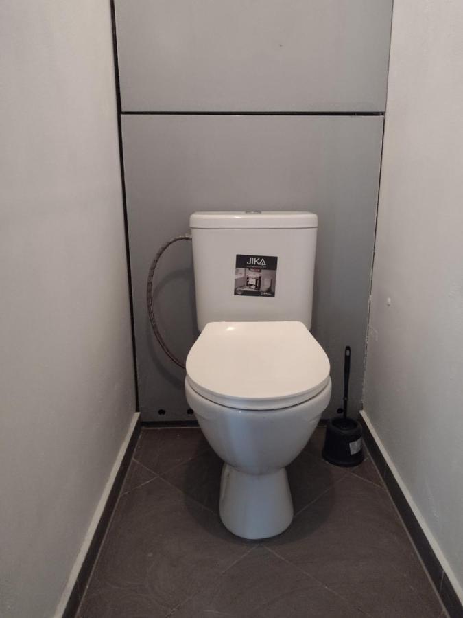 Apartmens Kv Κάρλοβι Βάρι Εξωτερικό φωτογραφία