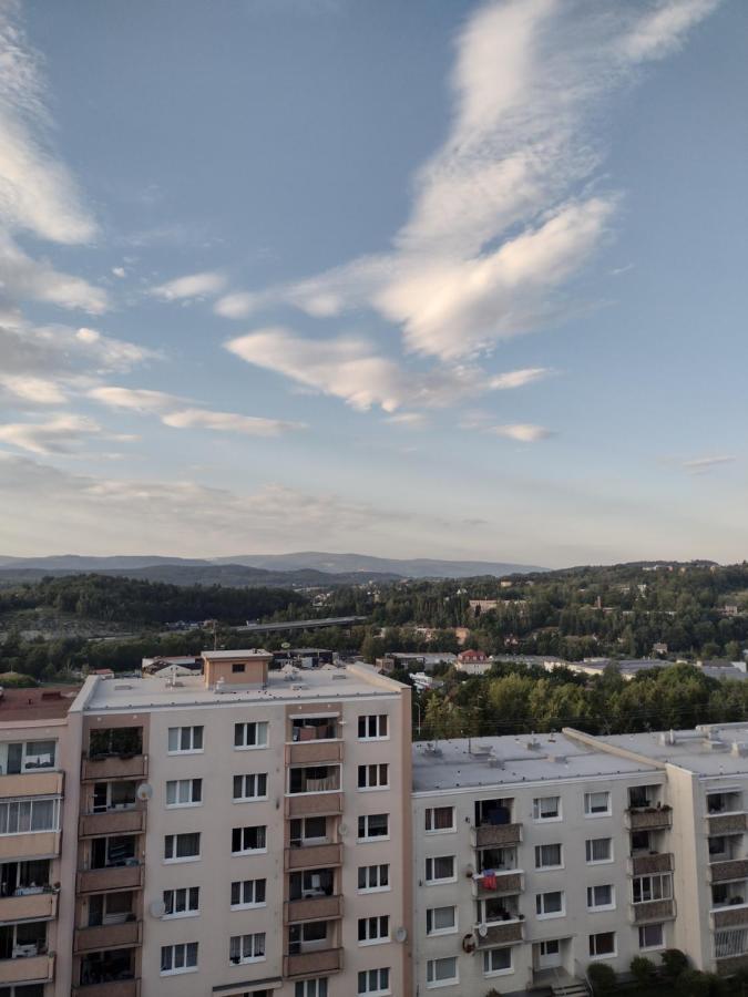 Apartmens Kv Κάρλοβι Βάρι Εξωτερικό φωτογραφία
